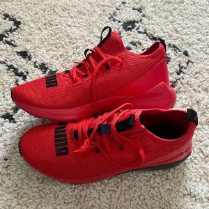 Mens size 10 Puma sneakers, brand new, never worn